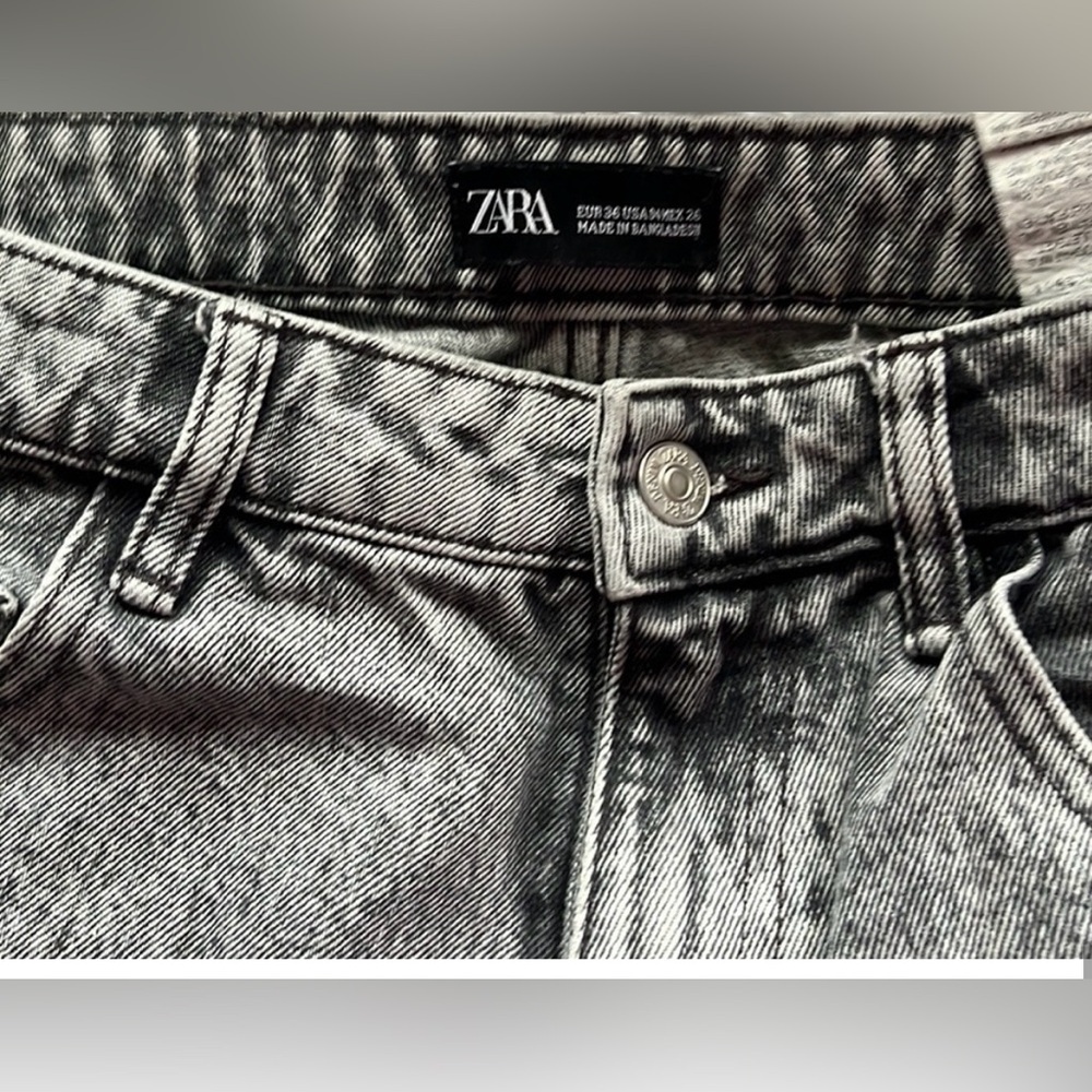 ZARA-HIGH WAIST - MOM Jean- ANKLE LENGTH —EUC-Sz 4-Gray-washed black☀️🖤​​ - Picture 8 of 10